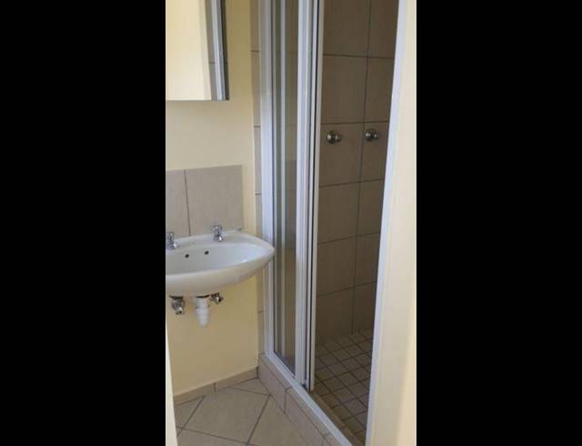 1 BEDROOM APARTMENT FOR SALE IN SUNSET GLEN